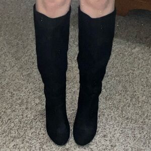 Elegant Black Knee-High Women's Boots